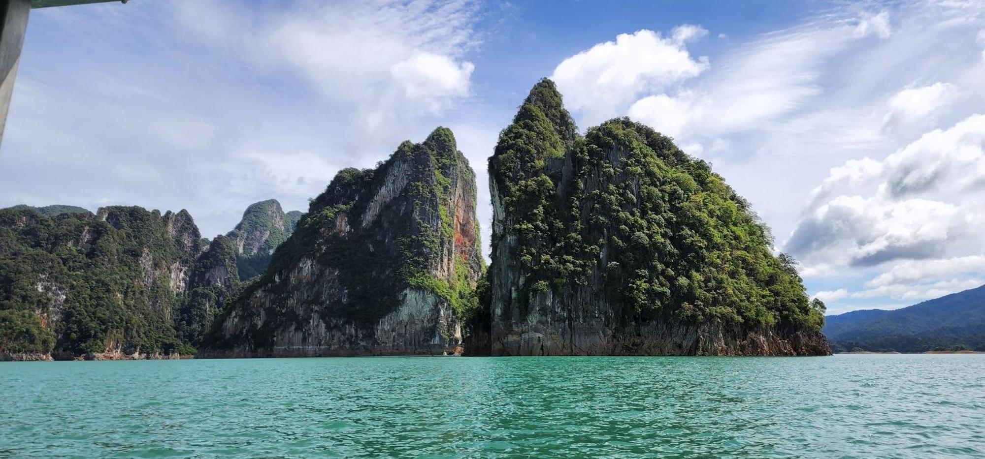 Bed and Breakfast Khaosok Happy House Khao Sok National Park Екстер'єр фото